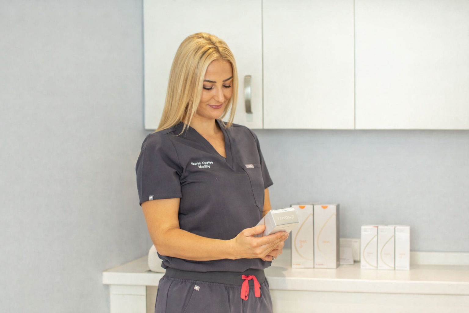 What’s the Difference between Botox and Filler: Which Is Right for You?